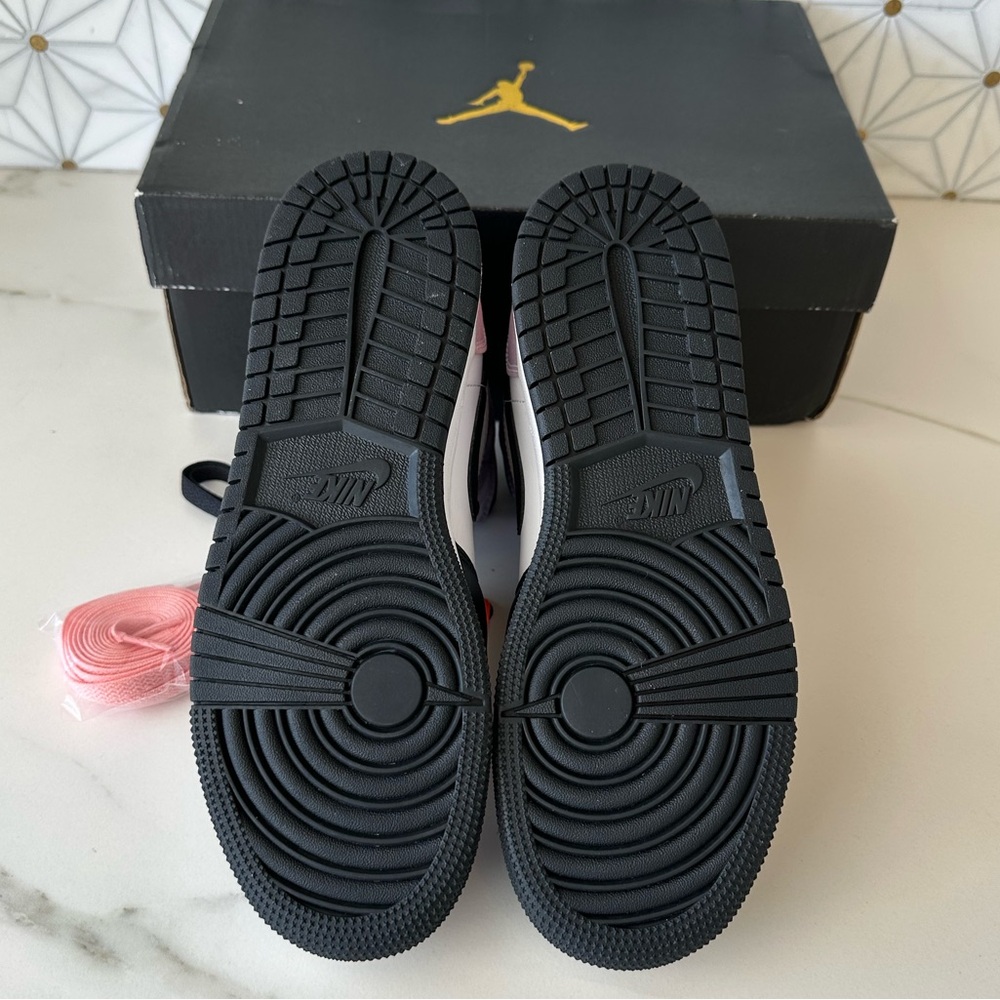 NWT- Nike Air Jordan 1 SE Mid Zen Master - DM6216-001-Women’s 7.5/Youth/Men’s 6 - Picture 11 of 12